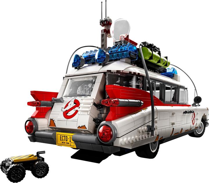 Actual product image LEGO Ghostbusters ECTO-1 (10274, LEGO Icons, LEGO Rare Sets)