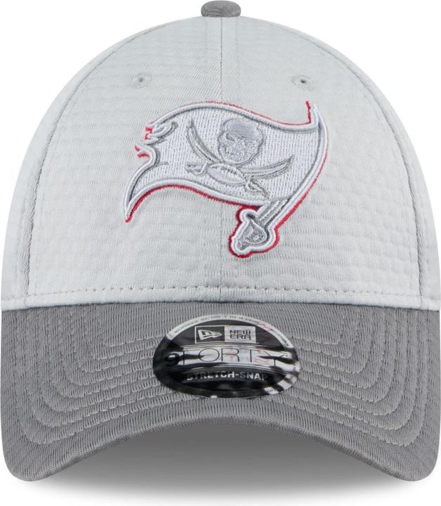 Actual product image New Era 9Forty Stretch Cap Training Tampa Bay Buccaneers