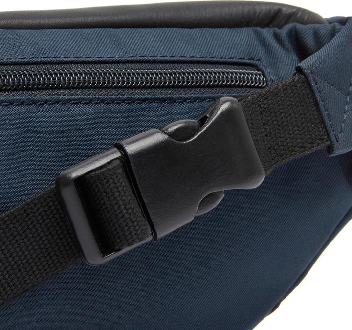 Produktbild The Chesterfield Brand Velta Gürteltasche Leder 34 cm
