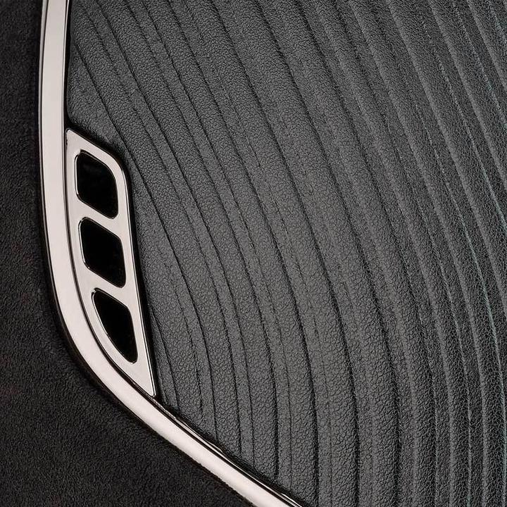 Actual product image Samshield Premium 2.0 (52 - 56 cm)