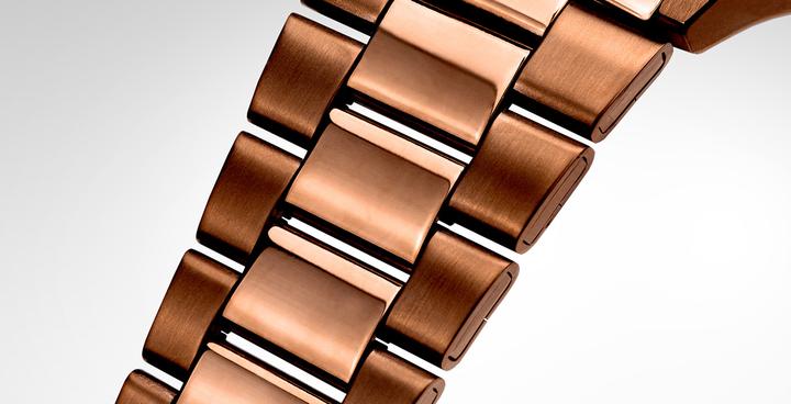 Actual product image Casio Vintage A1000rg-5ef (Digital watch, 39.60 mm)