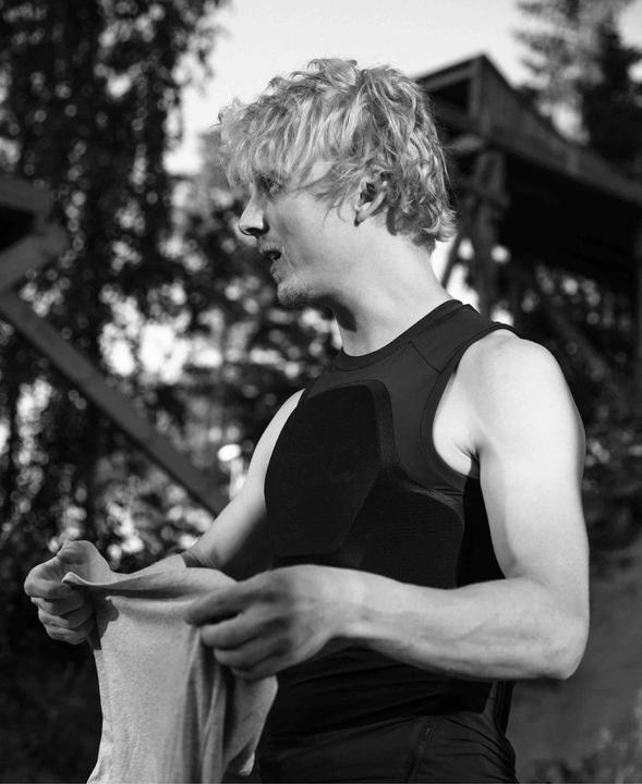 Actual product image Poc Oseus (L, Chest protector)