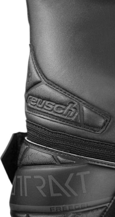Actual product image Reusch Attract Freegel (11)