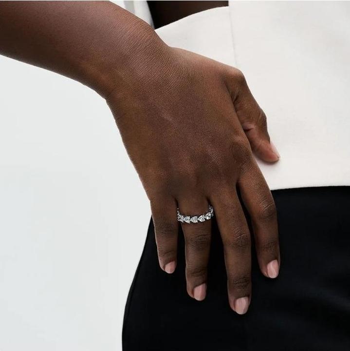 Produktbild Pandora Herzreihe Ewigkeits Ring (56, 925 Silber)
