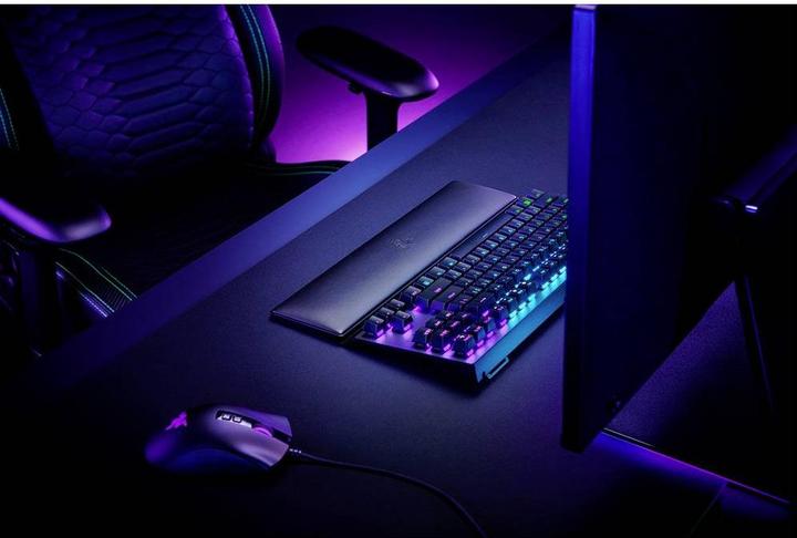 Actual product image Razer Ergonomic Wrist Rest for Tenkeyless Keyboards
