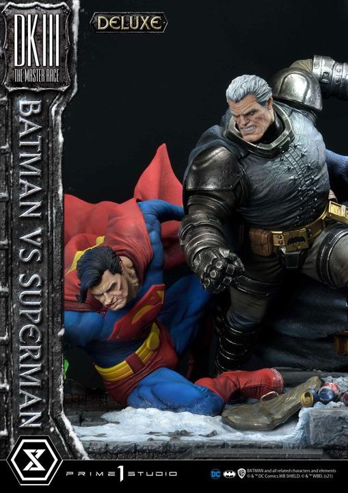 Actual product image Prime 1 Studio DC Comics statuette Batman Vs. Superman (The Dark Knight Returns) Deluxe Bonus Ver. 110 cm