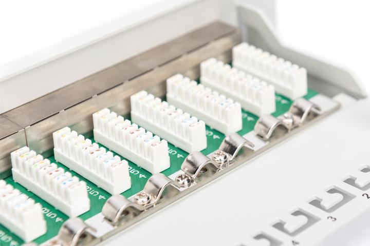 Produktbild Digitus CAT 5e Klasse D Patch Panel geschirmt 12-Port RJ45 8P8C LSA 1HE 25,4cm 10Zoll Rack Mount Farbe Gr...
