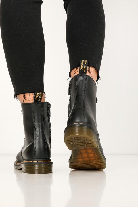 Actual product image Dr. Martens 1460 Pascal Front Zip (37)