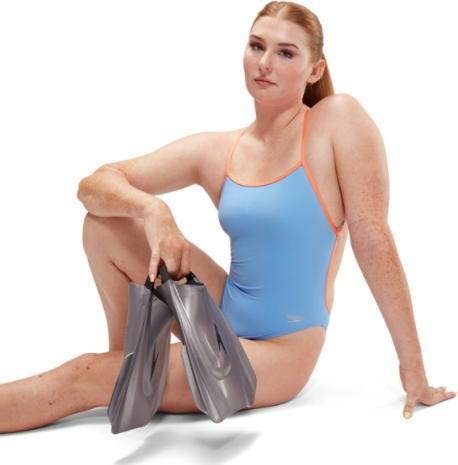 Actual product image Speedo Solid Vback (W34/L38)