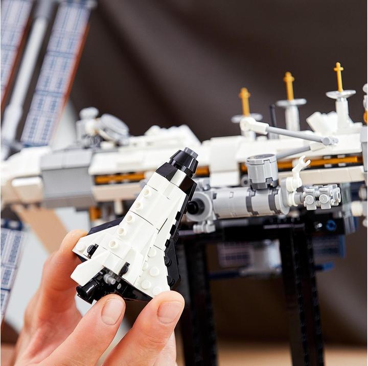 Actual product image LEGO International Space Station (21321, LEGO Ideas, LEGO Rare Sets)