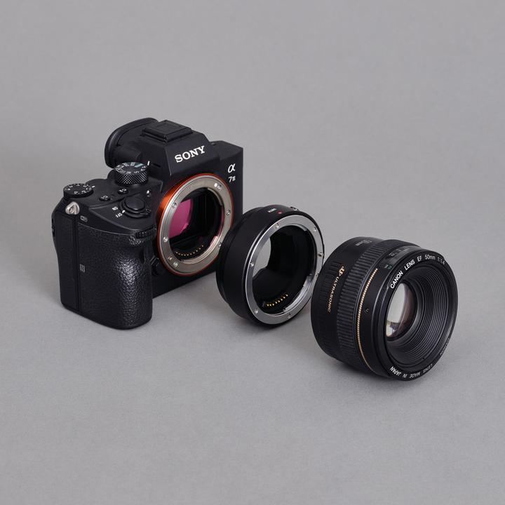 Image du produit Urth Adaptateur de monture d'objectif : Compatible avec les objectifs Canon (EF / EF S) et le boîtier de