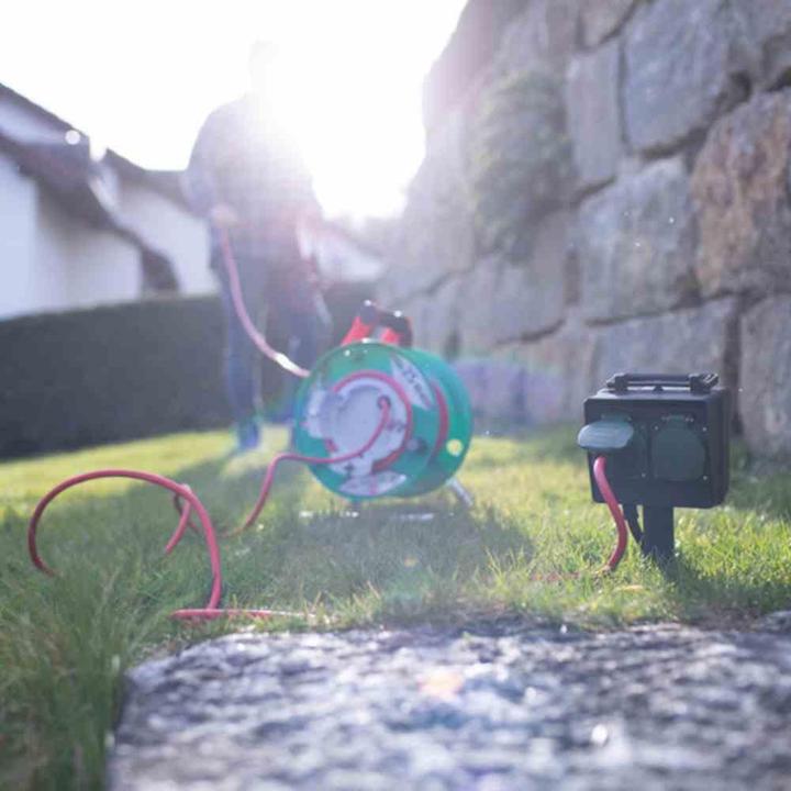 Produktbild Brennenstuhl Gartensteckdose mit Erdspiess (4 x, CEE 7/3, 1.40 m)