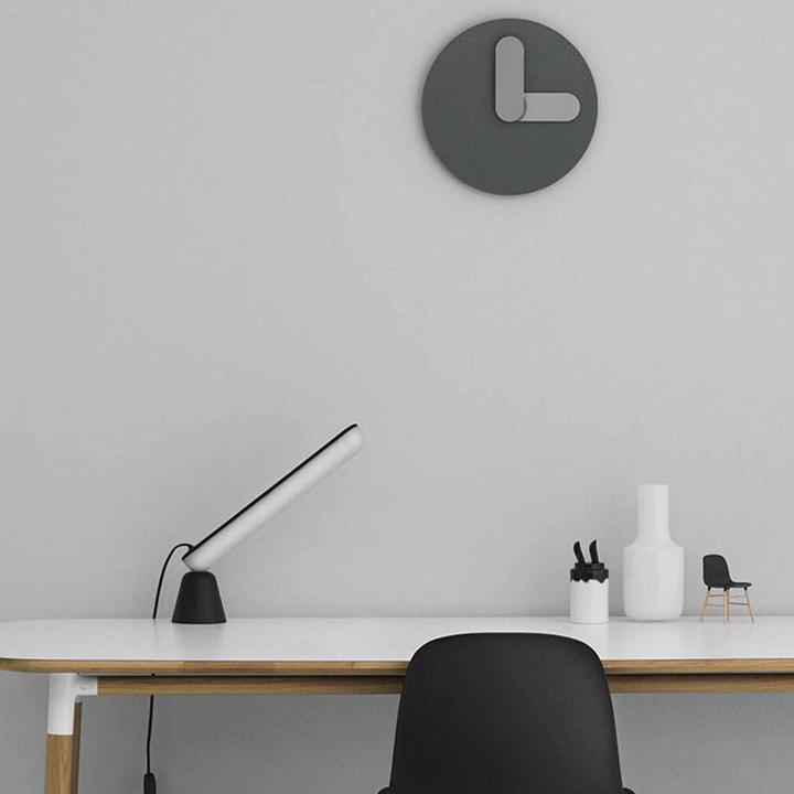 Image du produit Normann Copenhagen Bold Wall Clock (35 cm)
