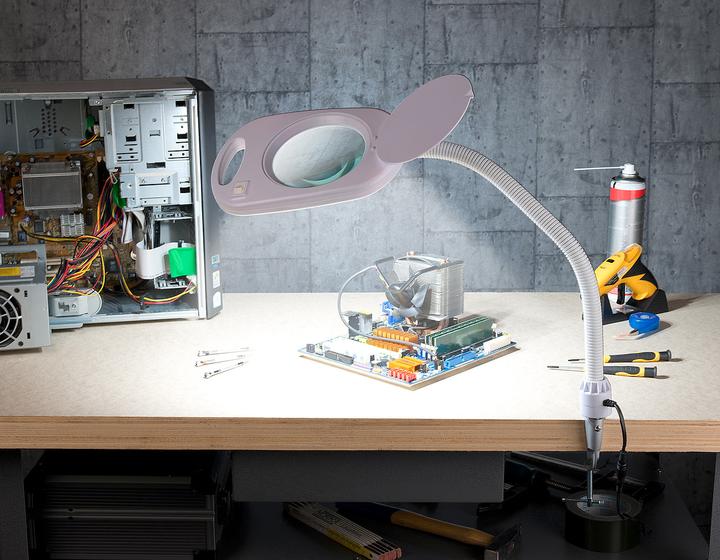 Image du produit Lunartec Lampe loupe LED en verre (450 lm)