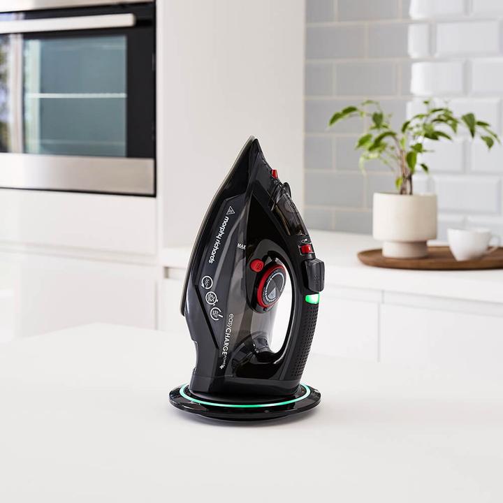 Actual product image Morphy Richards 303251 EasyCHARGE Power+ cordless iron (2400 W, 33 g/min)