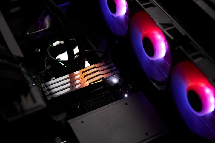 Produktbild Kingston FURY Beast RGB (2 x 32GB, 5200 MHz, DDR5-RAM, DIMM)
