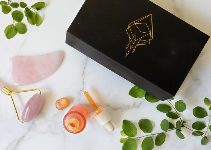 Produktbild YÙ Beauty GUA SHA Rosenquarz