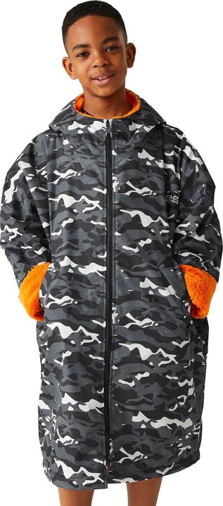 Actual product image Regatta Childrens/Kids Camouflage Waterproof Changing Robe (140, 146, 152, 158)