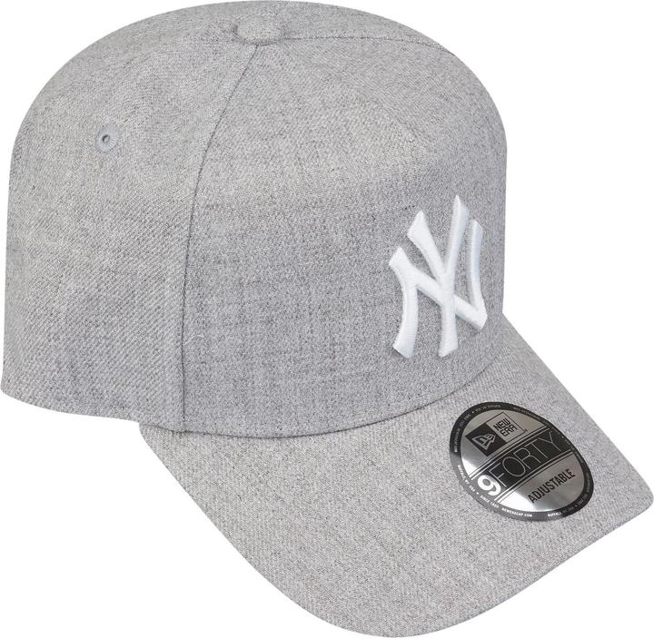 Actual product image New Era 9Forty Trucker New York Yankees