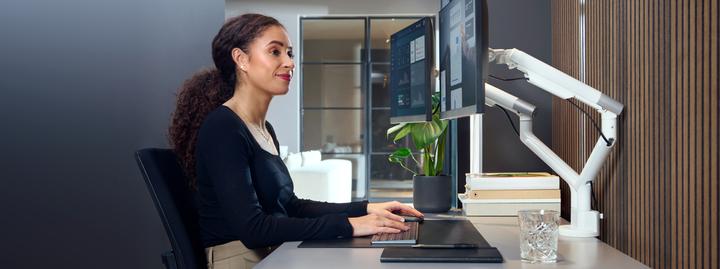 Produktbild One for All Monitor Halterung Design Dual weiá (Tisch, 35")