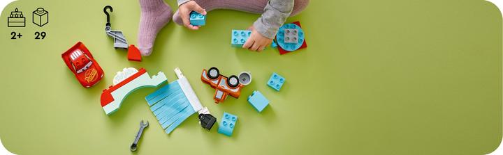 Produktbild LEGO Lightning McQueen und Mater in der Waschanlage (10996)
