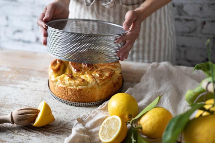 Image du produit de Buyer Moule à Cake En Inox Perforé Fond Amovible 20x6.5cm (20 cm)