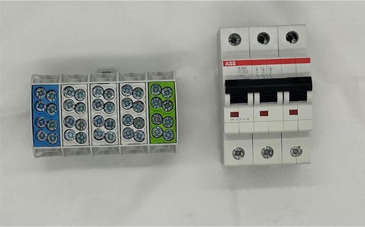 Produktbild Charge Amps Dawn Installation Kit