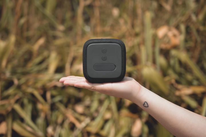 Actual product image Fresh'N Rebel Rockbox Bold S (15 h, Battery operated, Rechargeable battery operated)