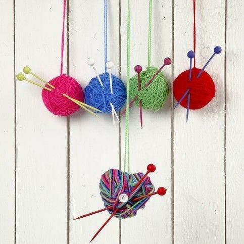 Produktbild Creativ Company Styropor-Kugeln 7 cm, Weiss, 50 Stück