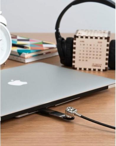 Actual product image Maclocks Blade