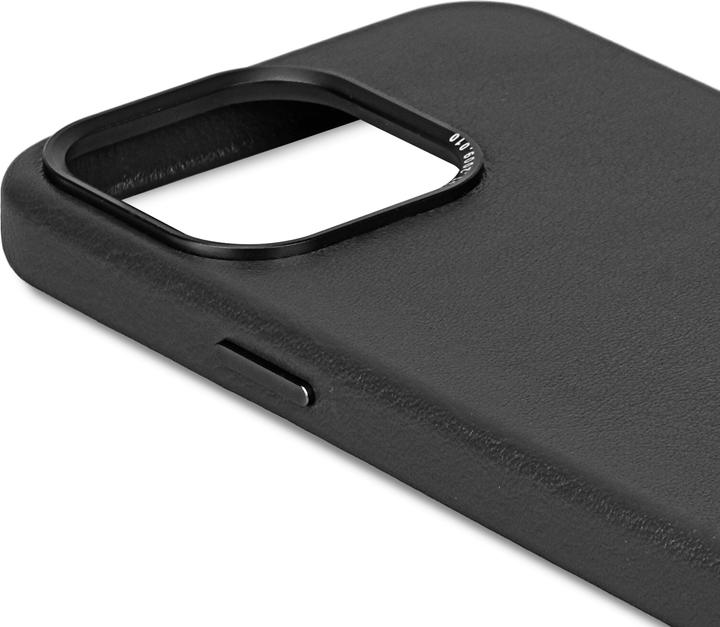 Actual product image Decoded Leather Magsafe Backcover (Apple iPhone 15 Pro)