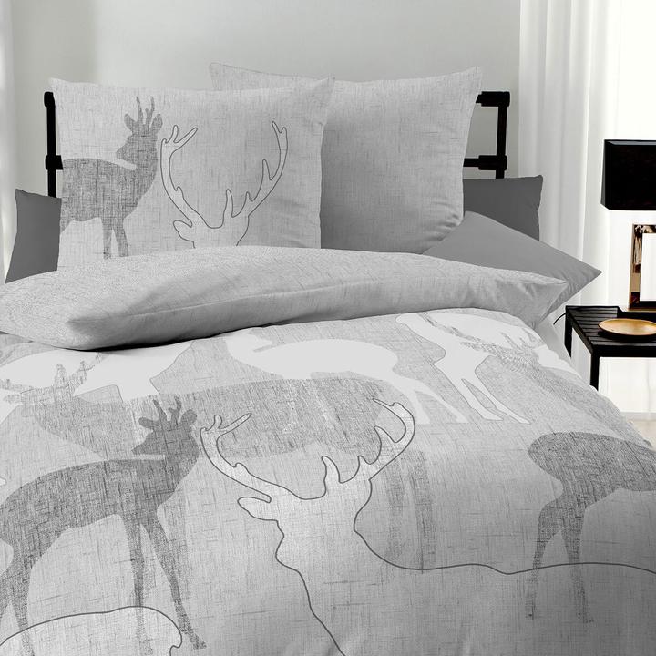 Actual product image Traumschlaf Deer (Bedding set, 155x220 cm + 80x80 cm)