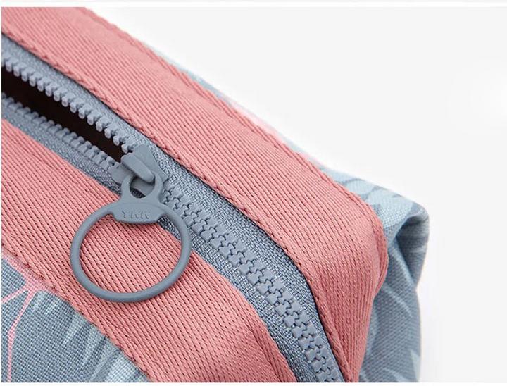 Image du produit Only-Bags.Store Trousse de toilette étanche Flamingo Trousses de toilette Voyageur Kits de toilette