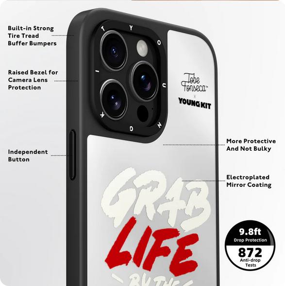 Produktbild Youngkit Hülle @Tobe Fonseca Mirror Case mit MagSafe Peace (Apple iPhone 15 Pro)