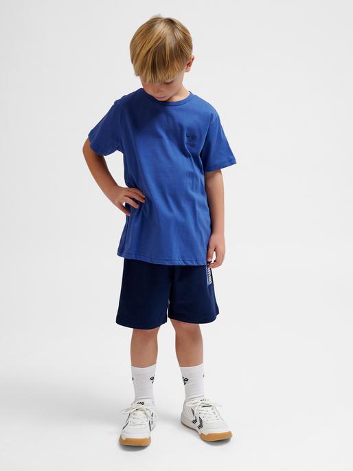 Actual product image hummel hmlTRELLE T-SHIRT S/S (116)