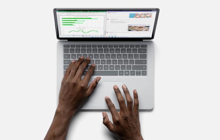 Immagine prodotto Microsoft Surface Laptop Studio (14.40", Intel Core i7-11370H, 16 GB, 512 GB, DE)