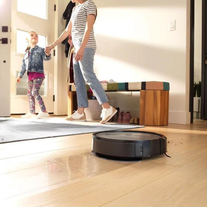 Produktbild iRobot Roomba Combo j5+ (Saugwischroboter)