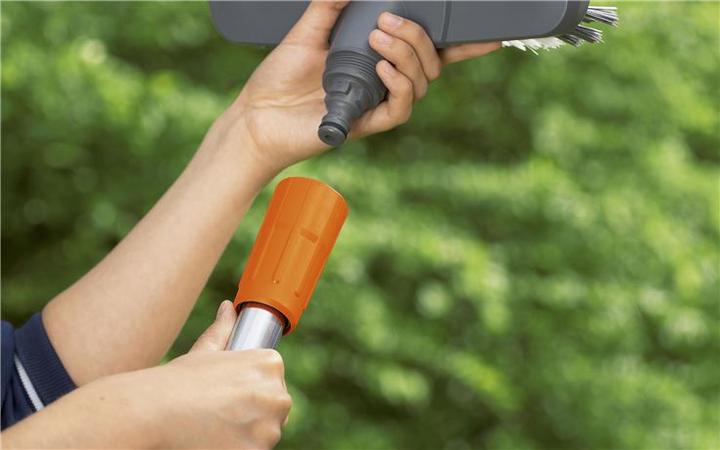 Produktbild Gardena Komfort Schrubber (1 Stk.)