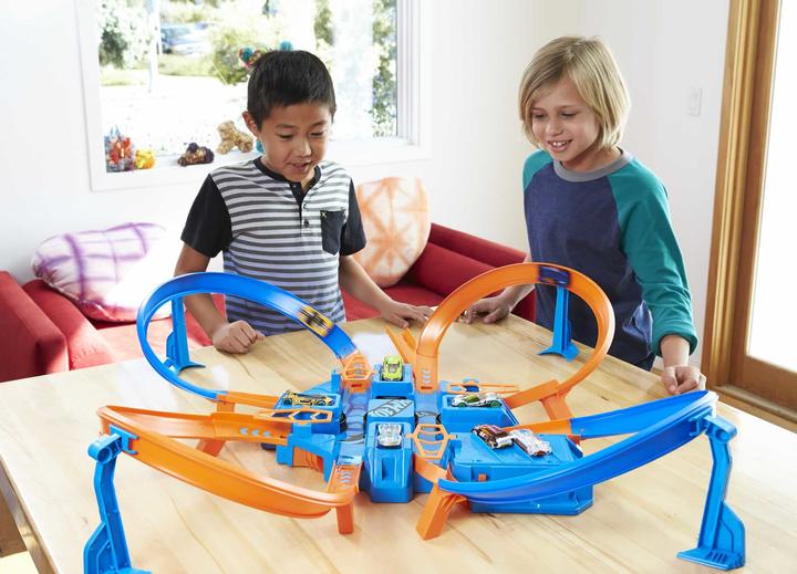 Produktbild Hot Wheels Criss Cross Crash