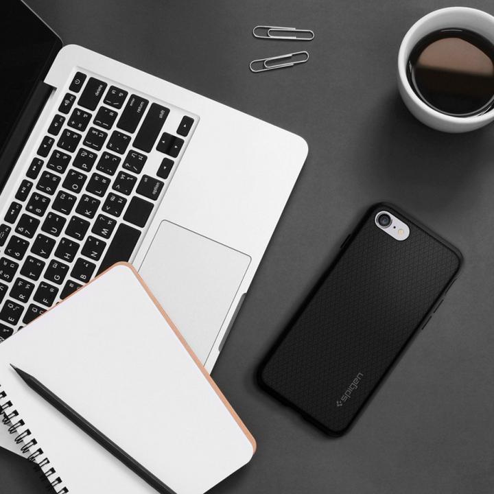 Image du produit Spigen Liquid Armor (Apple iPhone 8, Apple iPhone 7, Apple iPhone SE (2ème génération))