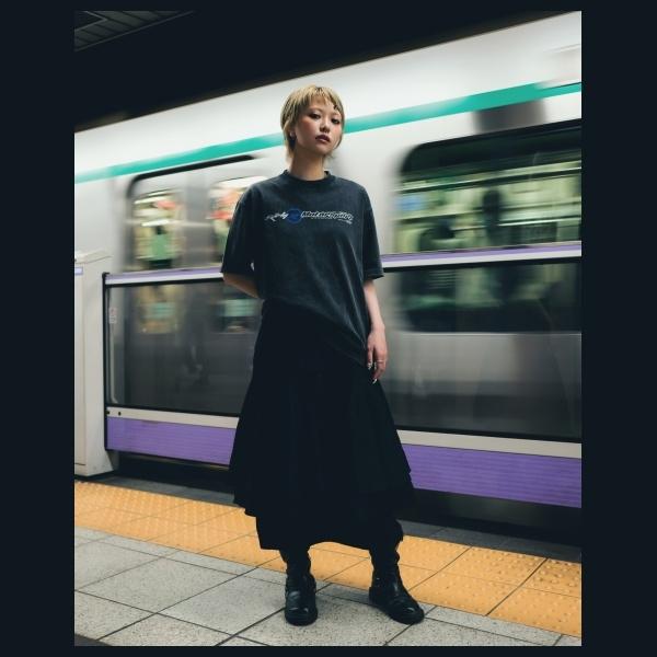 Produktbild Skinarma T-shirt Asphalt L black