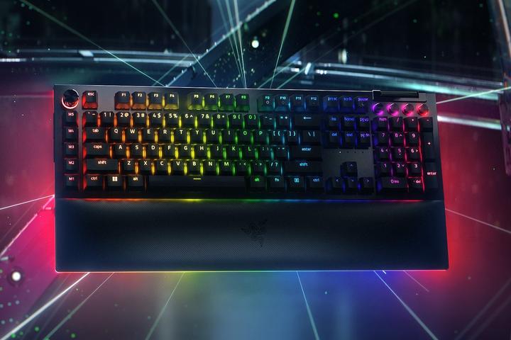 Actual product image Razer BlackWidow V4 Pro (Eng. Int., Cable)