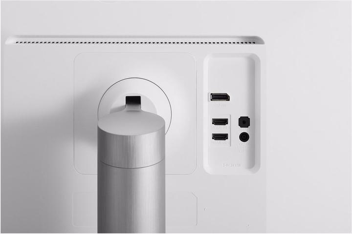 Actual product image LG 27UL550-W (3840 x 2160 Pixels, 27")