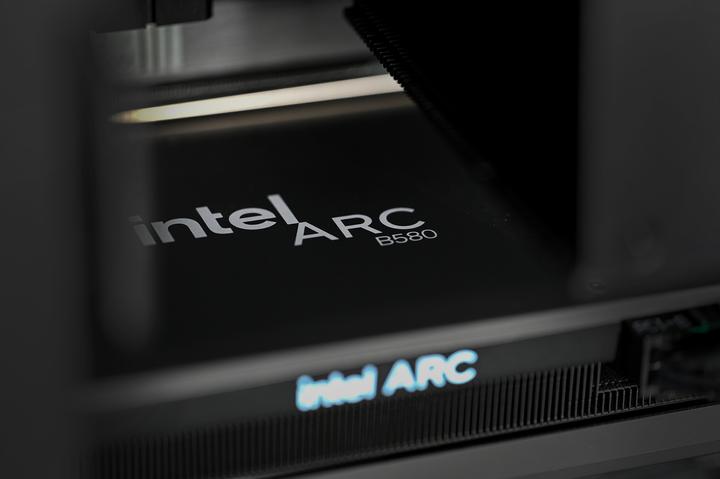 Image du produit Actina 5901443410379 (Intel Core i5-12400F, 32 Go, 1000 Go, Arc A380)
