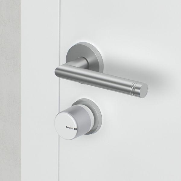 Actual product image Tedee Go 2 mit Keypad Pro (Fingerprint, Smartphone, Electronic numerical code)