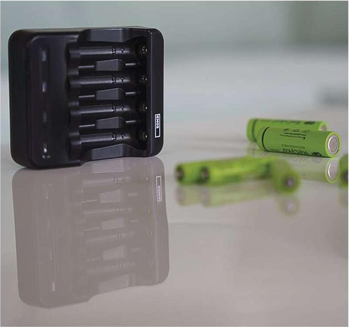Actual product image Emos Battery Charger BCN-40 (1 pcs., AAA, Chargers without battery)