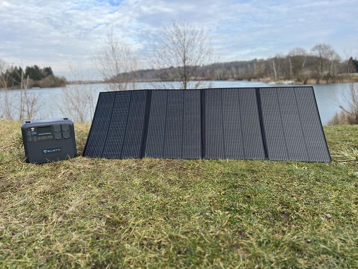 Image du produit Bluetti PV350 (350 W, 13.90 kg)