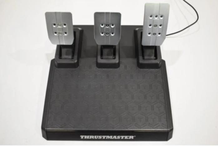Produktbild Thrustmaster T248 Lenkrad | Xbox (PC, Xbox Series X, Xbox One X, Xbox One S, Xbox Series S)