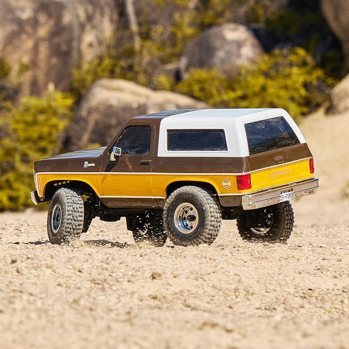 Image du produit FMS Chevrolet K5 Blazer 1:24 marron - RTR 2.4GHz (RTR Prêt à fonctionner)