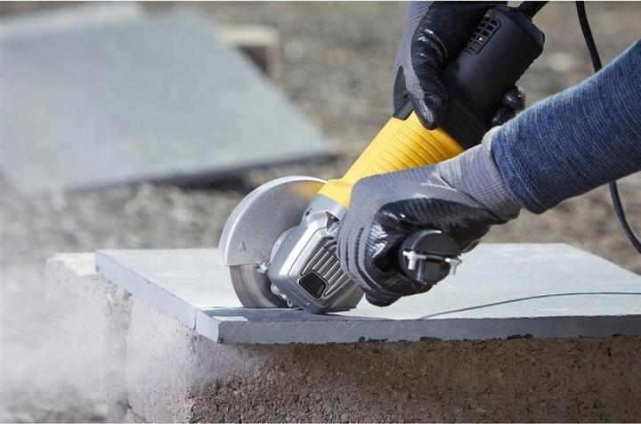 Actual product image Stanley FMEG220-QS angle grinder 12000 RPM (125 mm)